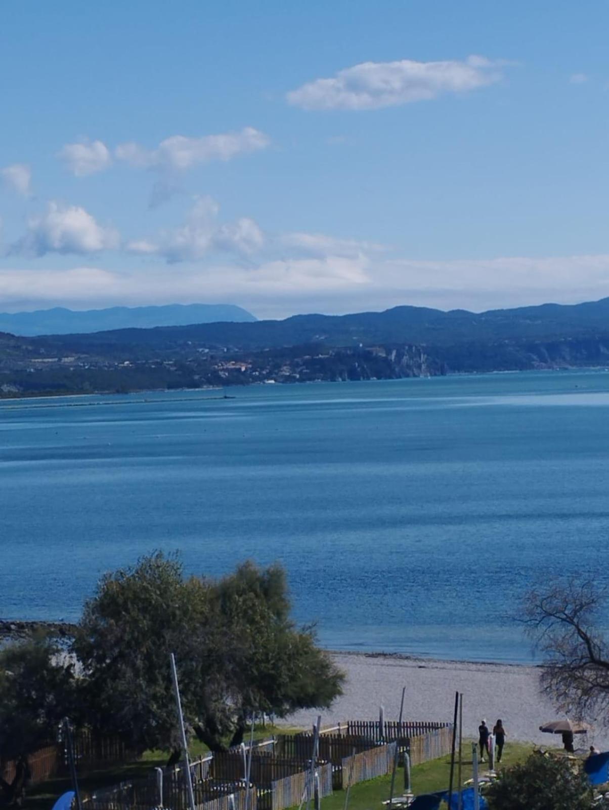 Appartamento Luxury Vista Mare Per 6 Persone A 마리나 율리아 외부 사진